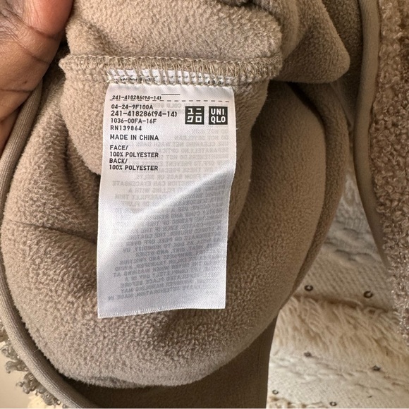 Uniqlo Beige Teddy Bear Jacket XS - Picture 6 of 6